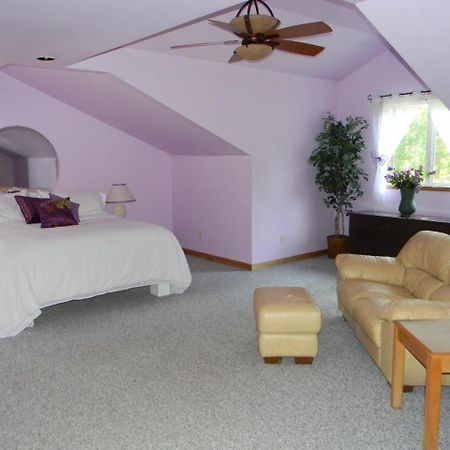 Jordan Lake B & B New Hill ภายนอก รูปภาพ