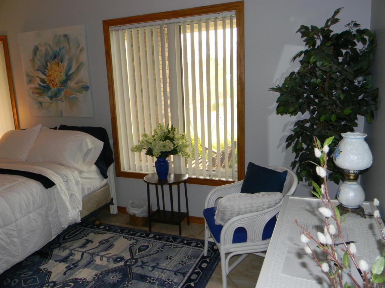Jordan Lake B & B New Hill ภายนอก รูปภาพ